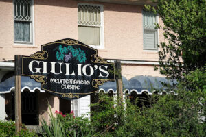 Giulio's Greek & Italian-Valdosta